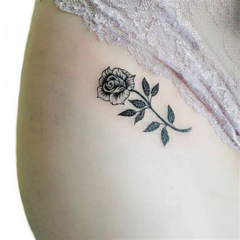 tatuagens na virilha feminina|Tatuagem na virilha: 60 fotos e ideias para quem quer。